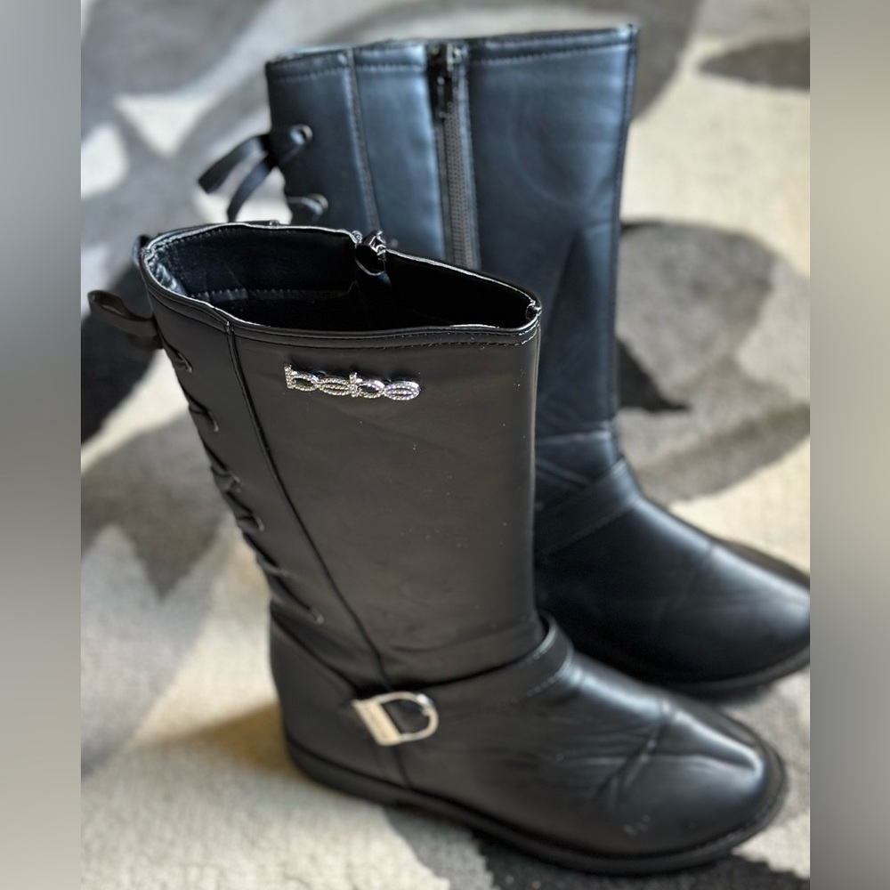 Girls Size 1 BEBE Lace Up Back Rider Boots